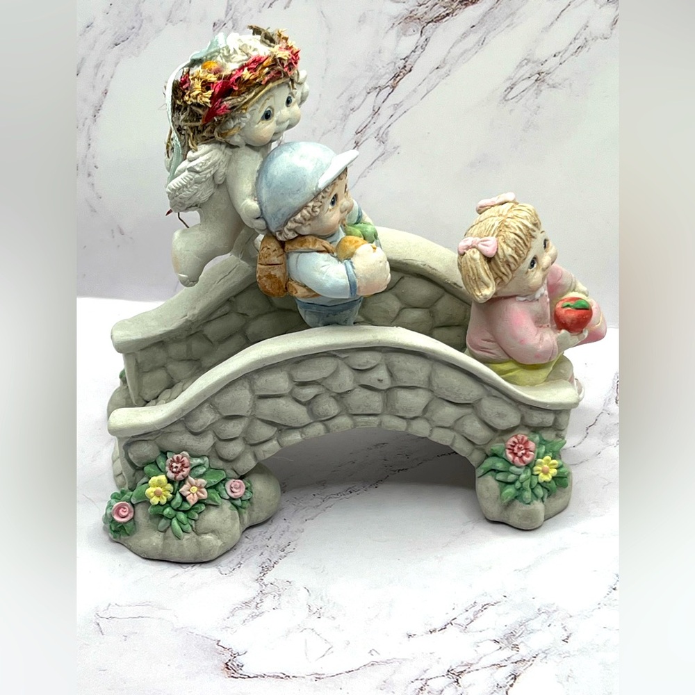 Vintage Dreamsicles and Me Crossing Guard collectible  figurine